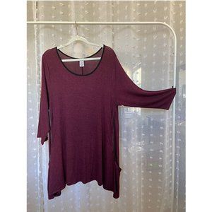#4 Cozy Wine side leather trim pocket tee - curve size